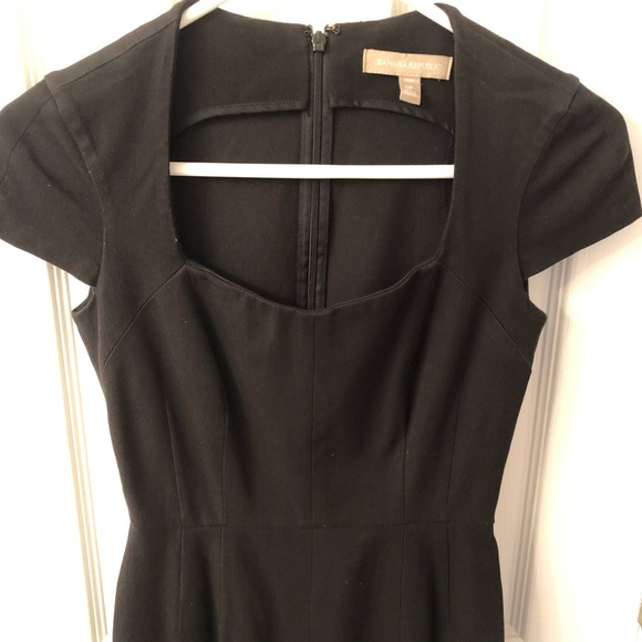 Banana Republic Black Shift Dress - Picture 2 of 5
